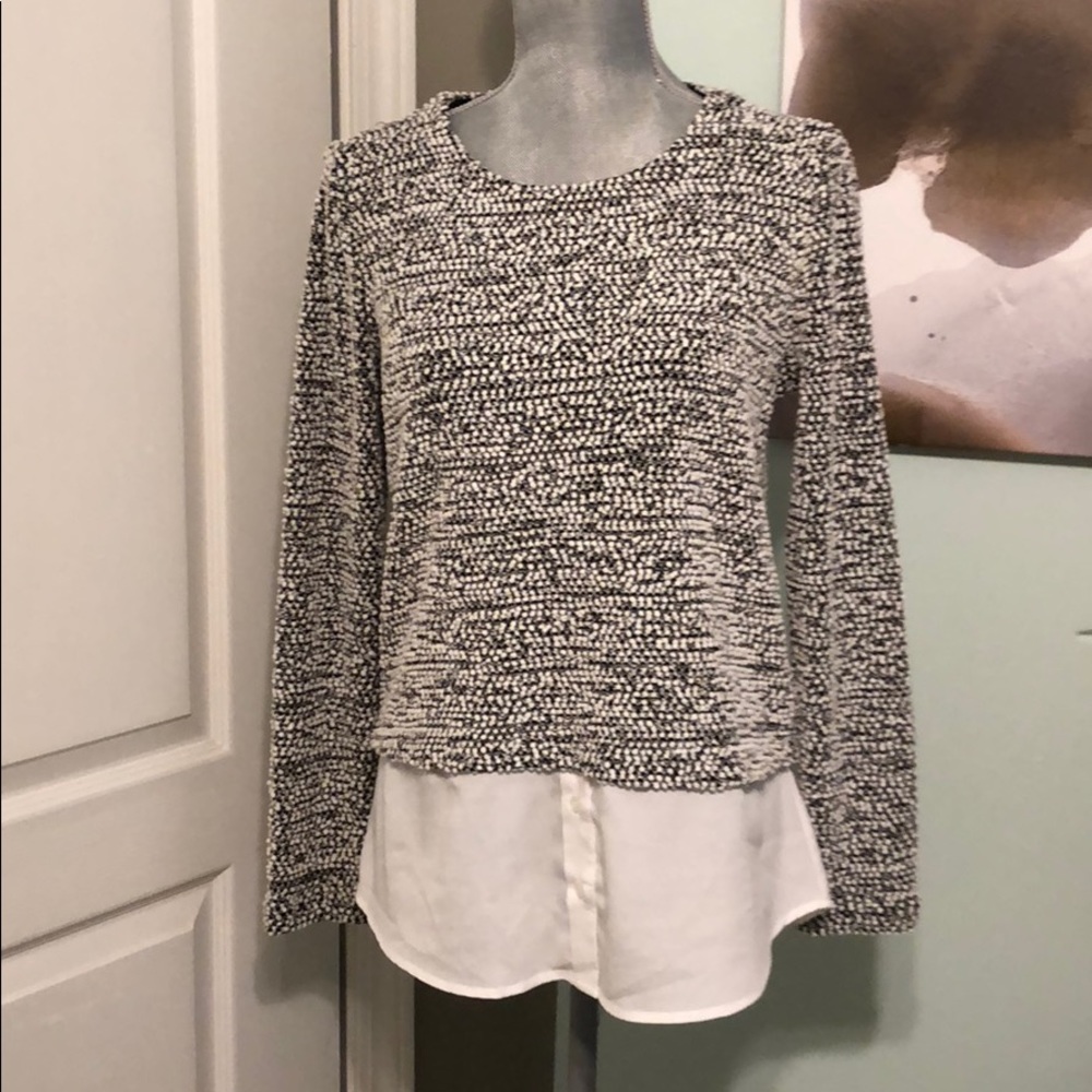 Sweater like blouse